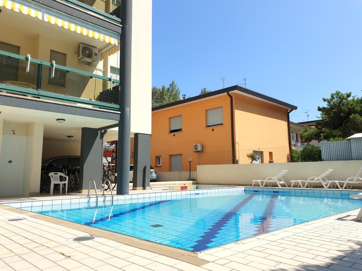 Laura Apartment Bibione Luaran gambar